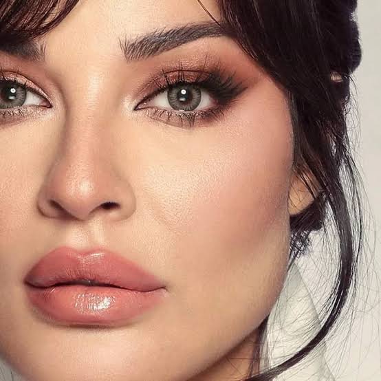 Platinum grey (Eyesight)